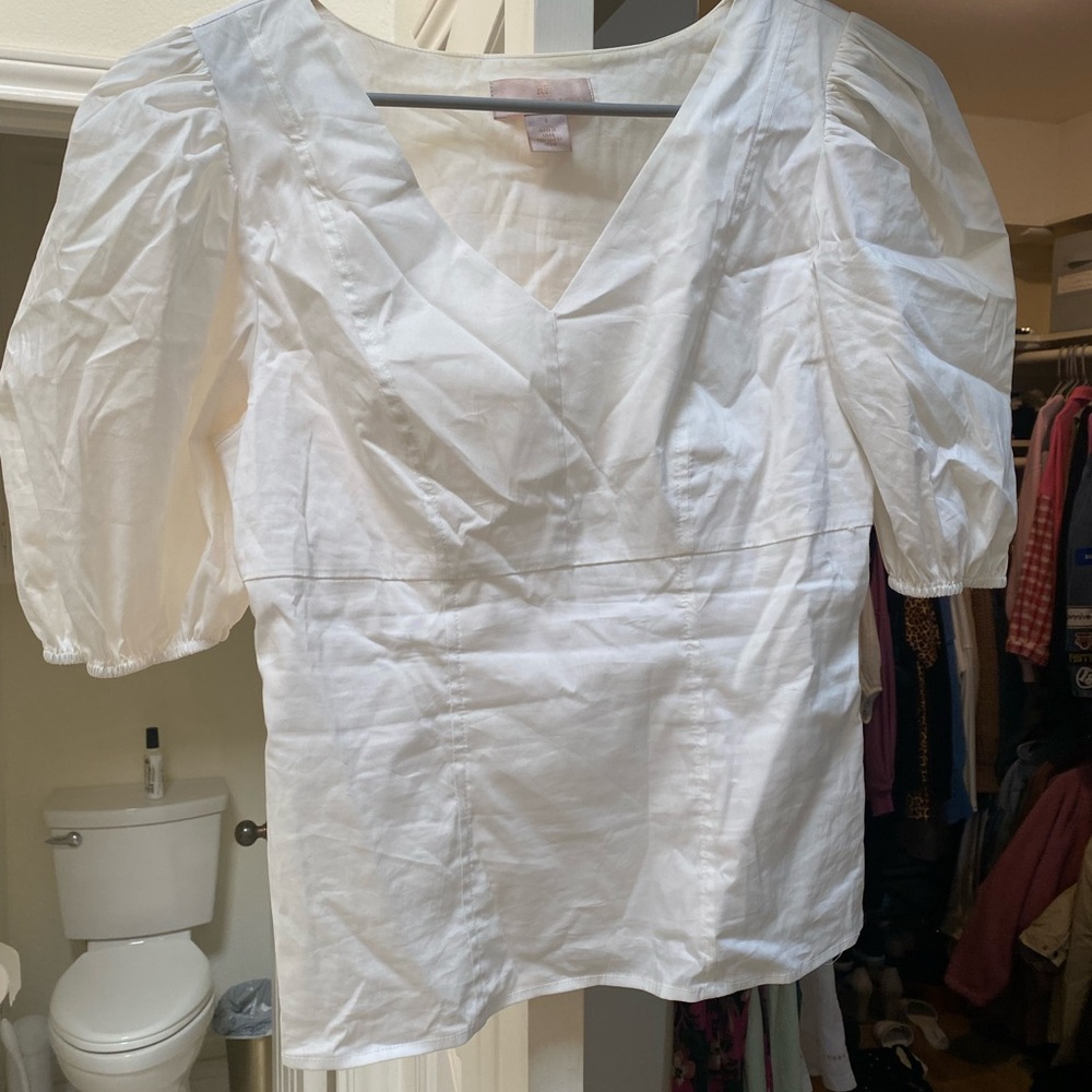 Rachel Parcell white cropped blouse